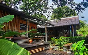 Aha Lanta Cozy Hostel